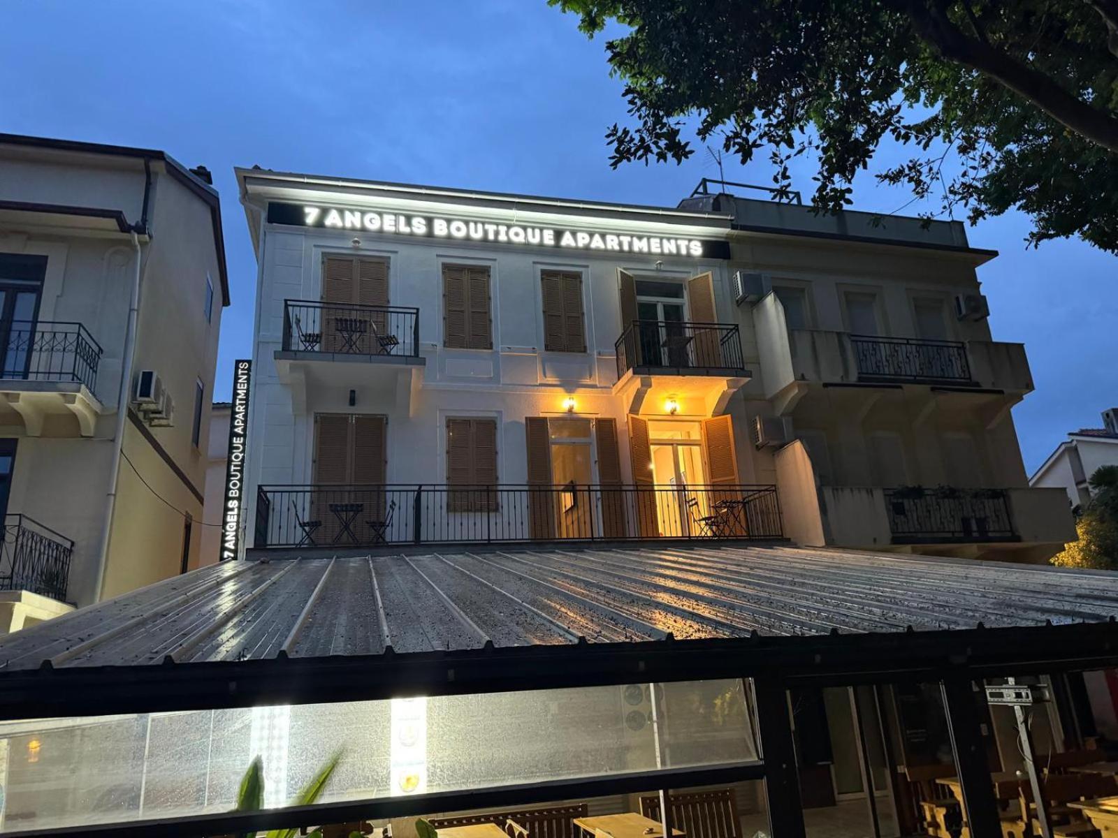 Boutique Apartments "7 Angels" Crikvenica Eksteriør bilde